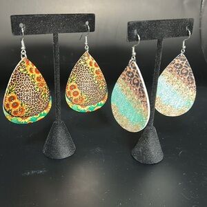 Colorful Teardrop leather Earrings sets
  Cheetah inspired